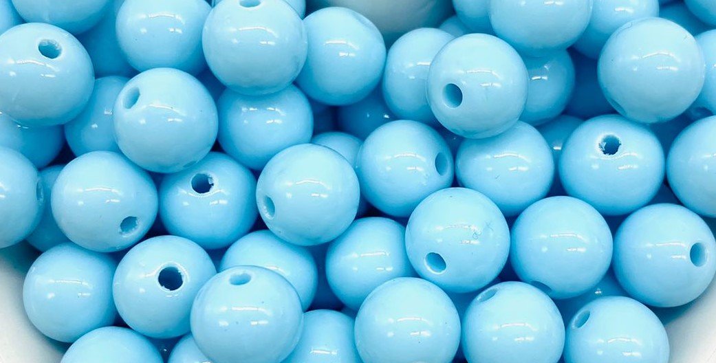 Bolinha passante azul bebê- Resina