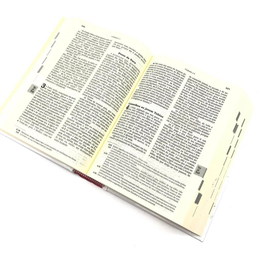 Cod:3402 - Biblia Sagrada - Capa Lantejoulas - Cor branca - Editora Ave Maria