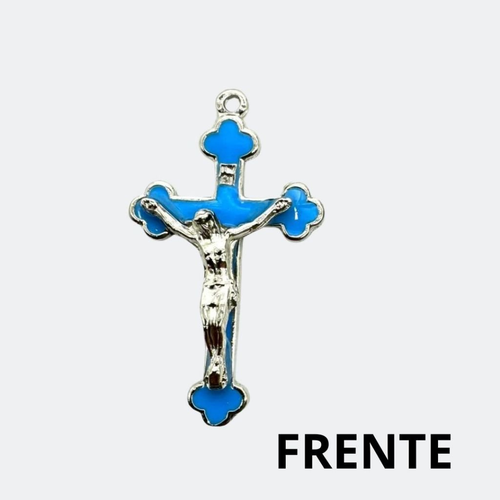COD:4031/561 - Cruz Resinada - Cor Azul - 5,5 X 3,2 CM Banho Níquel Prata