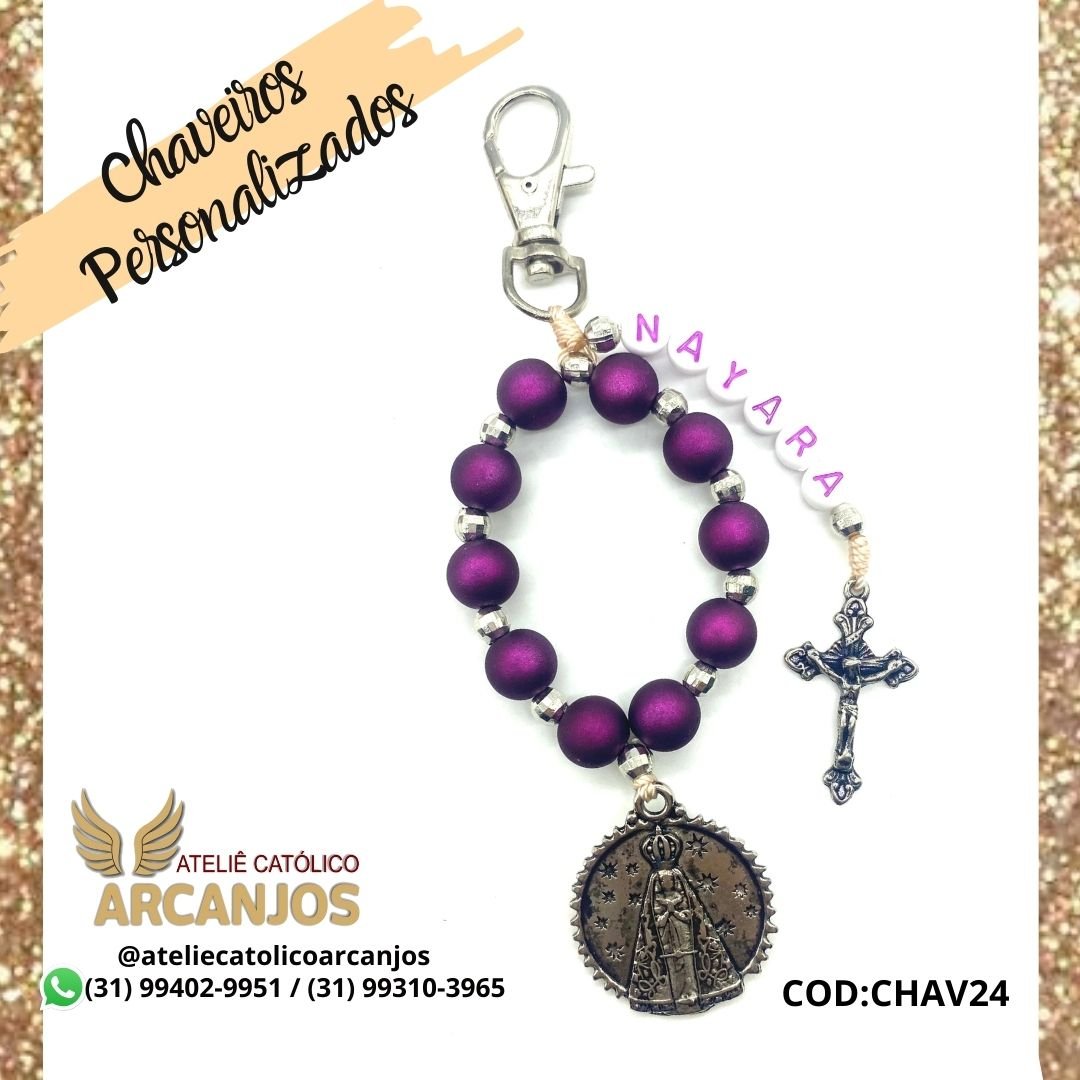 Cod:CHAV24-Chaveiro Personalizado-Roxo Brilhante-1 nome ( Letra Lilás c/ fundo branco redonda) - Medalha Nsra Aparecida
