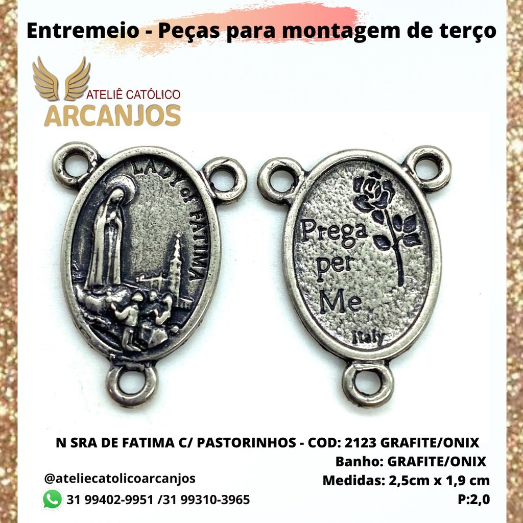 CRUZ RESINADA EM COR - COD:4031 Resina Branca 5,5CM X 3,2CM
