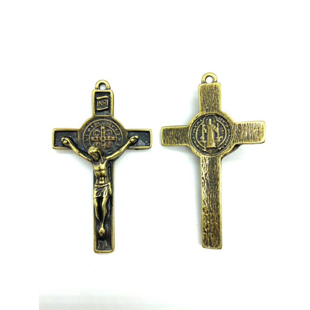 CRUZ RESINADA EM COR - COD:4031 Resina Branca 5,5CM X 3,2CM