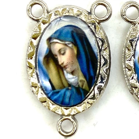 Entremeio Resinado 72 - N. Sra. das Dores - para Terço: (PCT C/ 5) 2,3cm X 1,4 cm