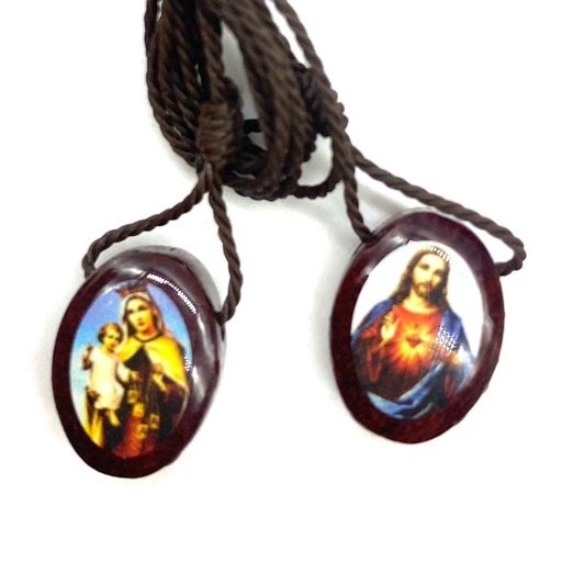 Escapulário de madeira - modelo oval 1,0 cm X 0,9 cm