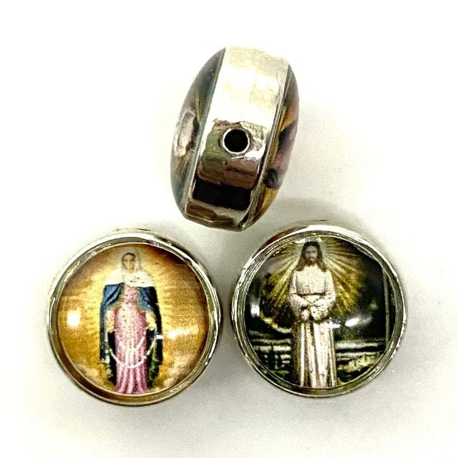 Passante 03 Nossa Senhora das Lagrimas / Jesus Manietado ( Pacote ) - Resinado - 1,2 cm X 0,74 cm